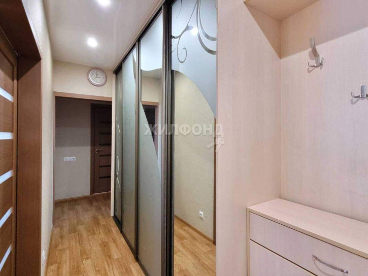 3-комн квартира Краузе улица, д.1