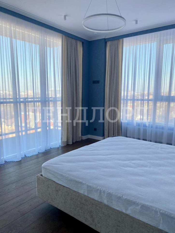 2-комн квартира улица 8 Марта, 7
