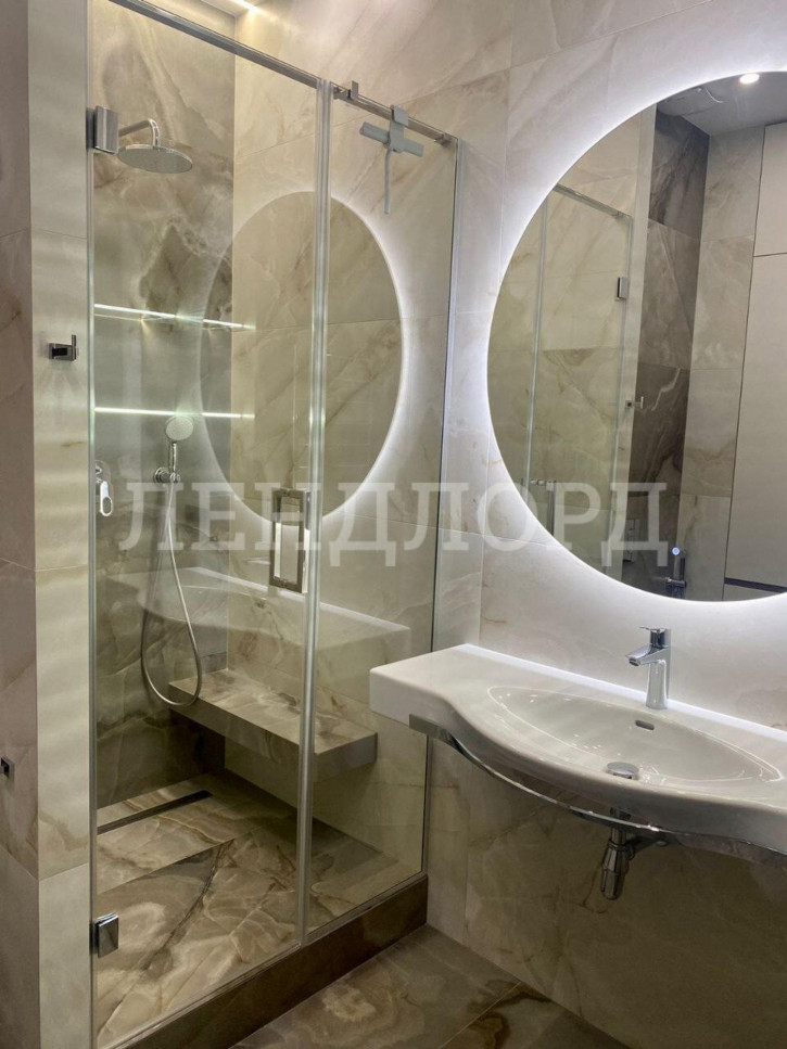 2-комн квартира улица 8 Марта, 7