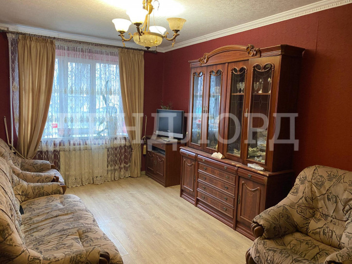 2-комн квартира Днепровский переулок, 111