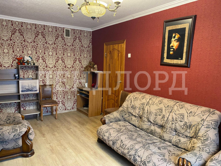 2-комн квартира Днепровский переулок, 111