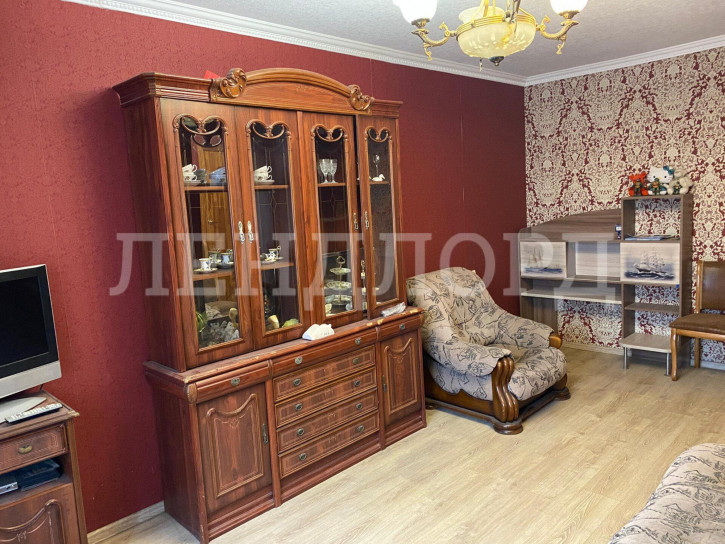 2-комн квартира Днепровский переулок, 111