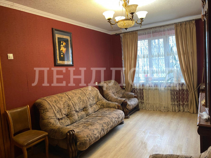 2-комн квартира Днепровский переулок, 111