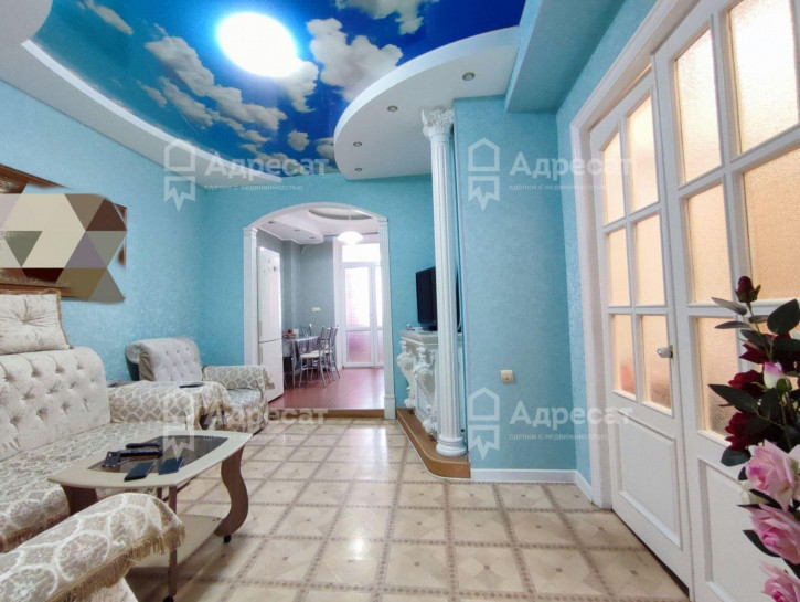 4-комн квартира ул. Дзержинского,  д.15