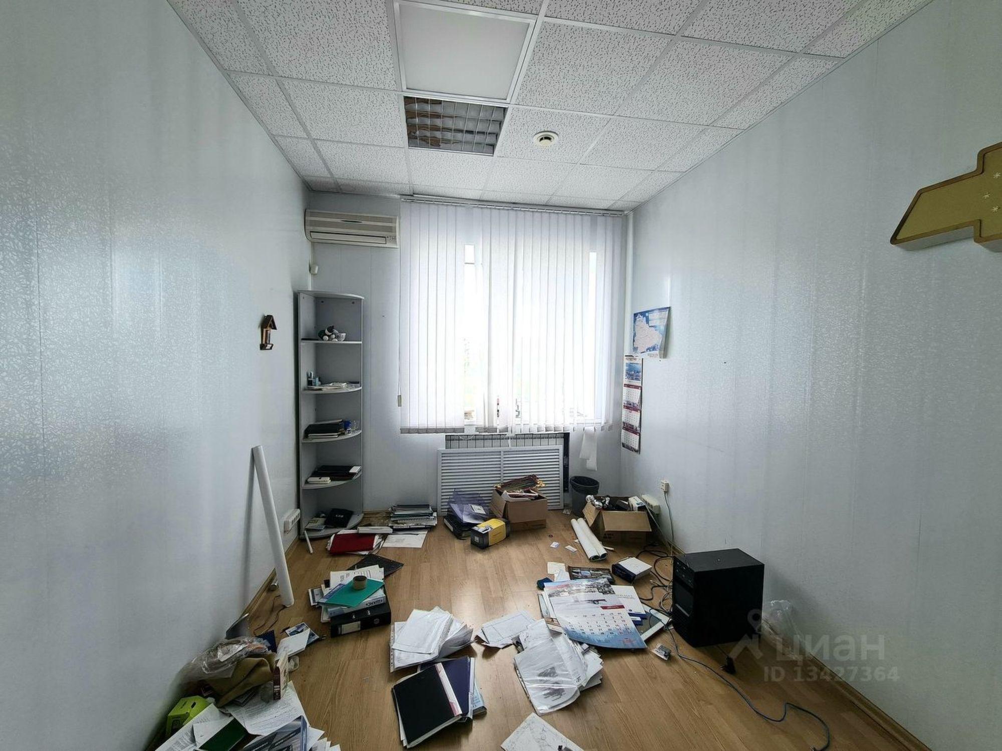 Сдать офис, помещение под офис за 54 251 рублей на проспект Конституции, 39А