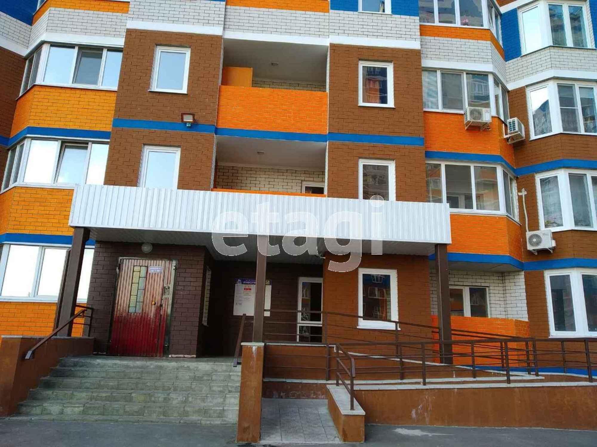 Купить квартиру за 3 600 000 рублей на улица Комарова