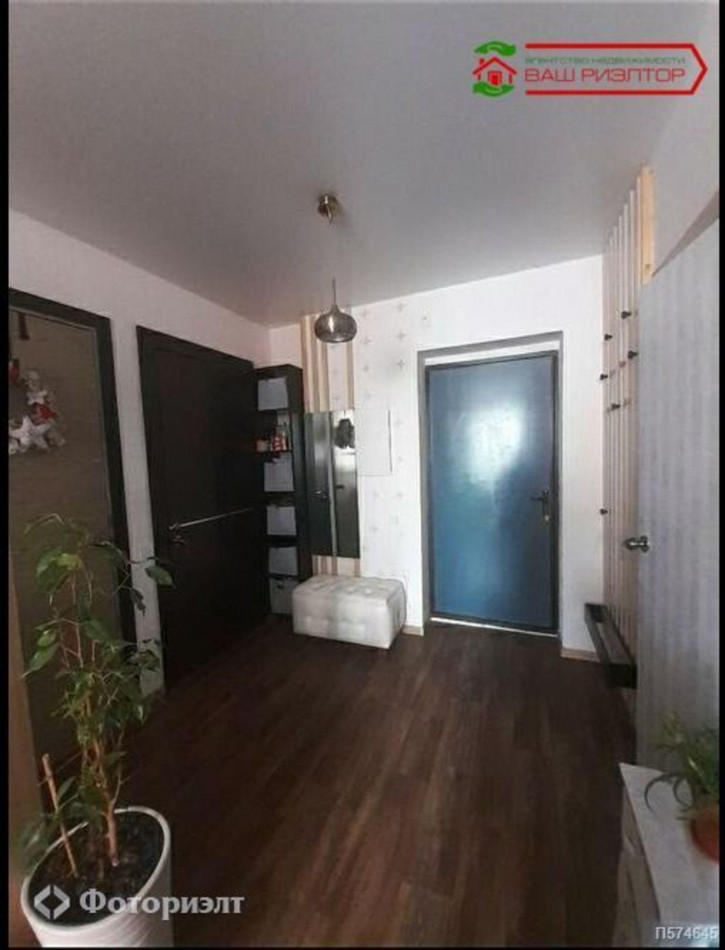 2-комн квартира Героев Отечества пр-кт, 4
