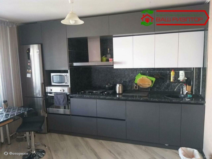 2-комн квартира Усть-Курдюмская ул, 1