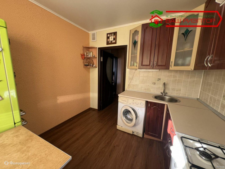 2-комн квартира Топольчанская ул, 9