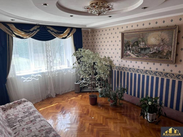 3-комн квартира пос.Нежинский