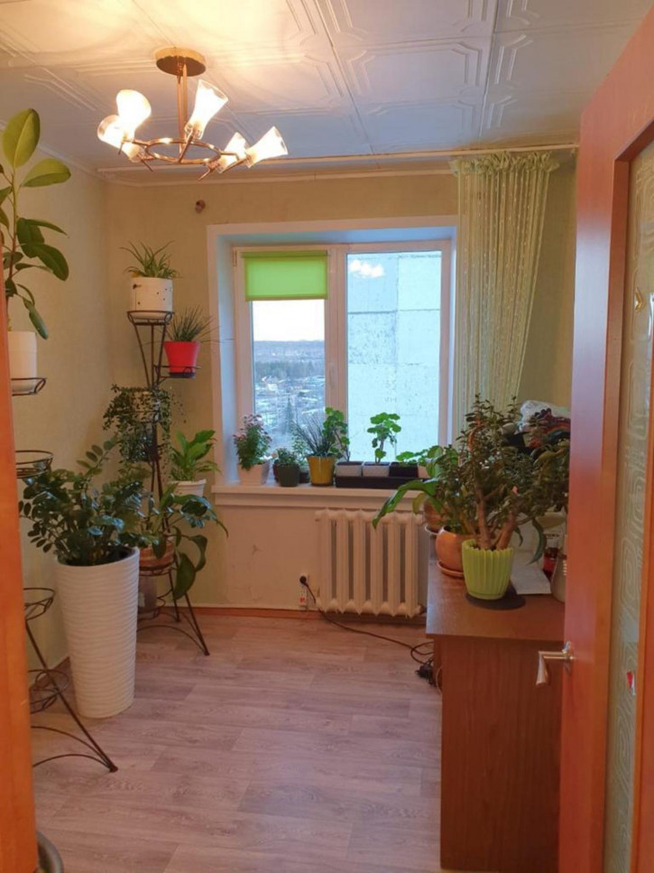 4-комн квартира Крупской, 4