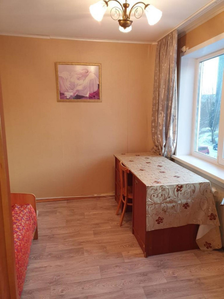 4-комн квартира Крупской, 4