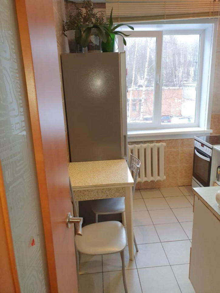 4-комн квартира Крупской, 4