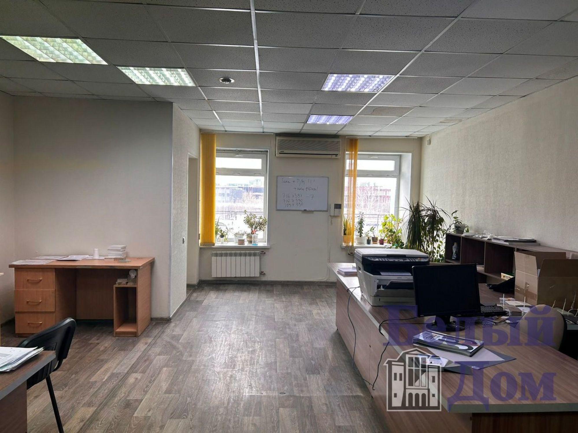 Сдать складское помещение за 150 000 рублей на Луганская улица, 59 к.1