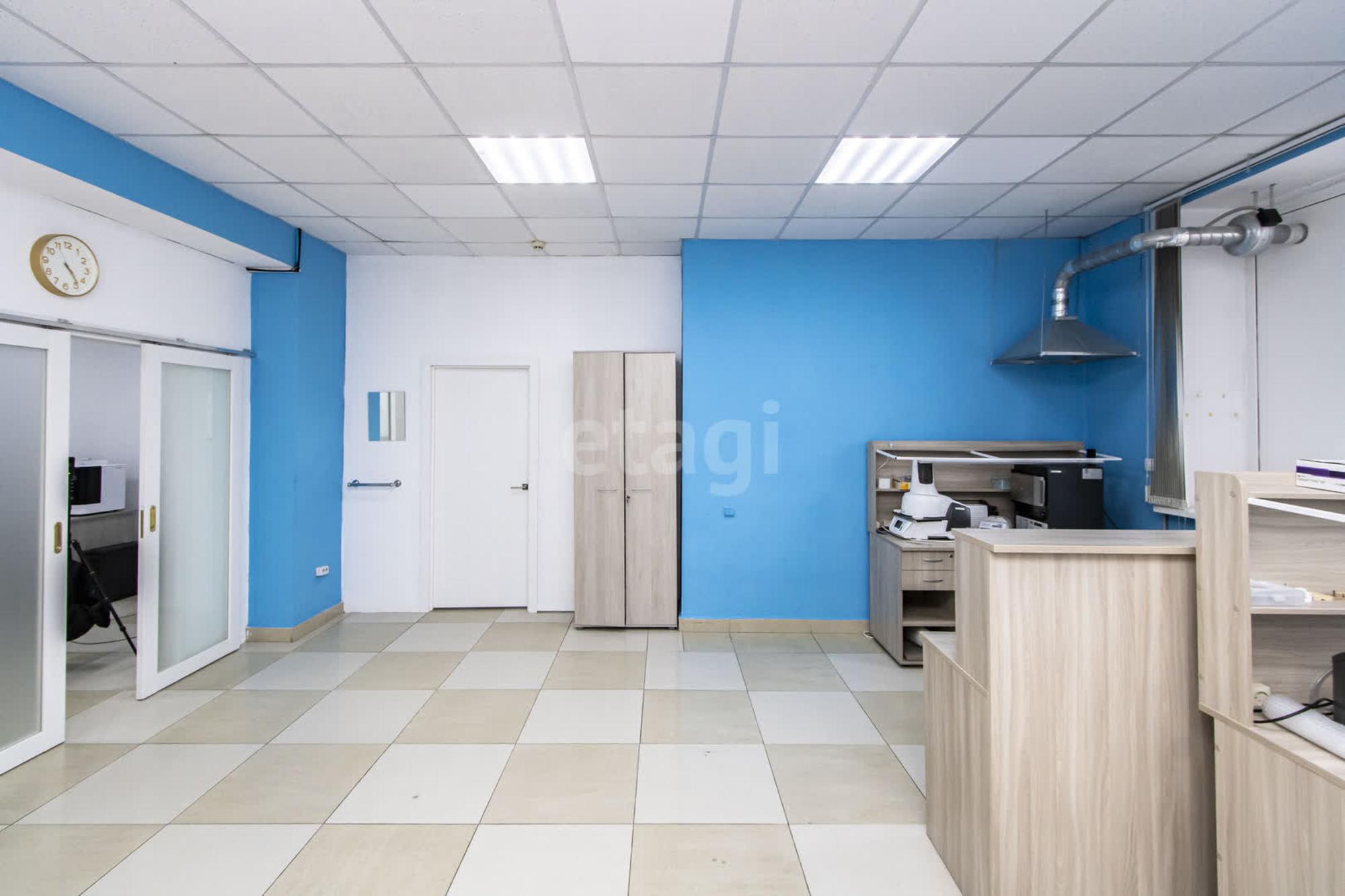 Купить офис, помещение под офис за 31 300 000 рублей на Комсомольская 57
