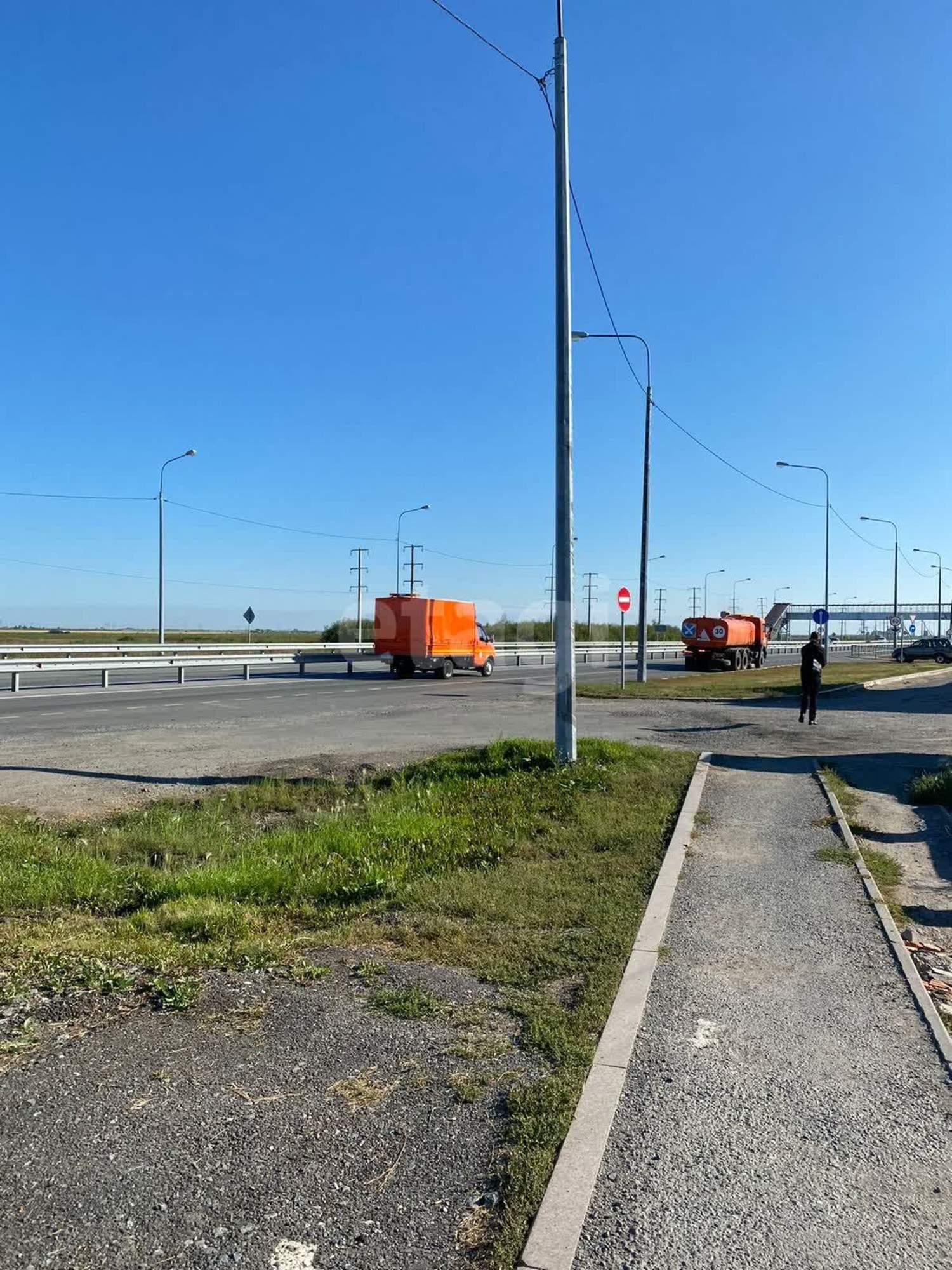 Купить торговое помещение за 18 000 000 рублей на Ленина 1/1