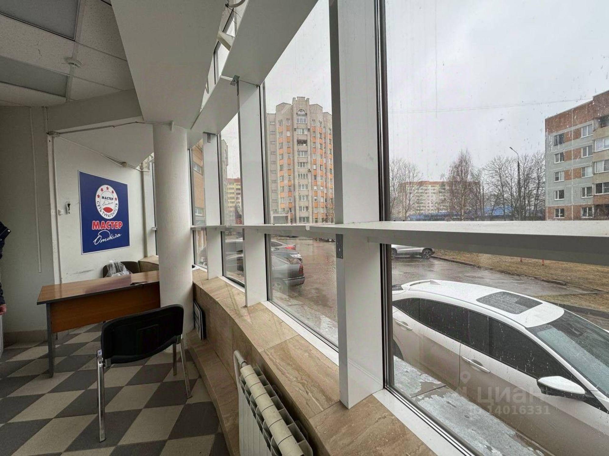 Сдать торговое помещение за 42 001 рублей на улица Рокоссовского, 16