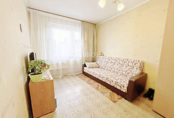 3-комн квартира Кропоткина улица, д.138