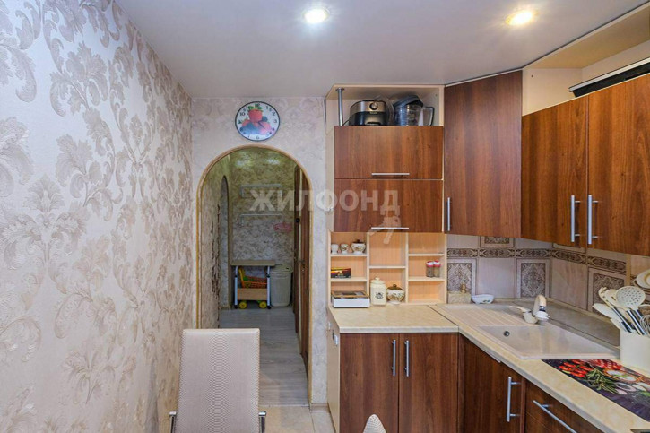 3-комн квартира Зорге улица, д.197