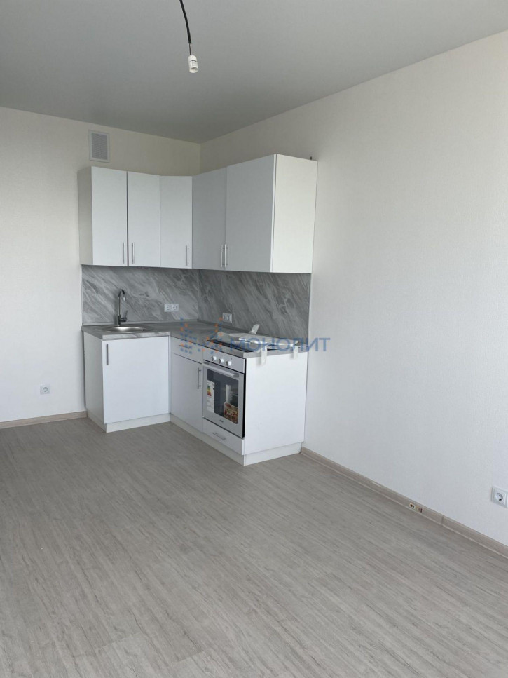 3-комн квартира Русская ул, 45