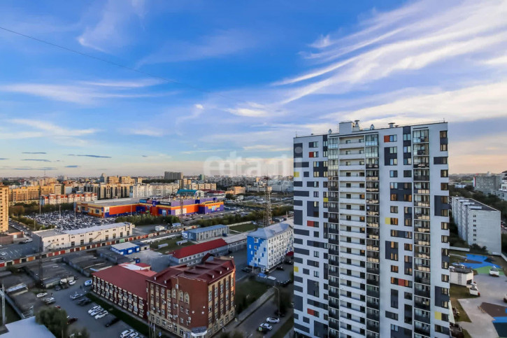 3-комн квартира Профсоюзная, 61