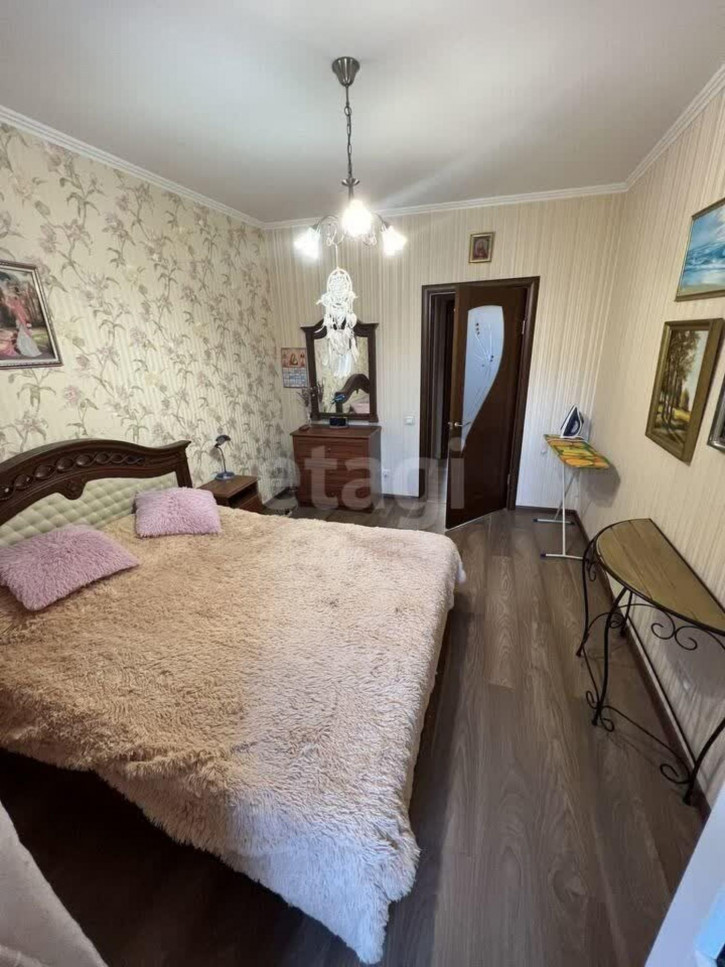 3-комн квартира Муравленко, 13