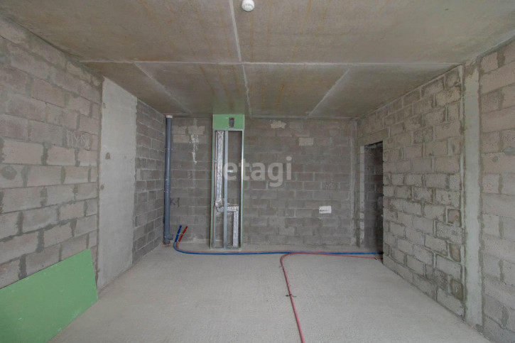 3-комн квартира Менжинского, 60