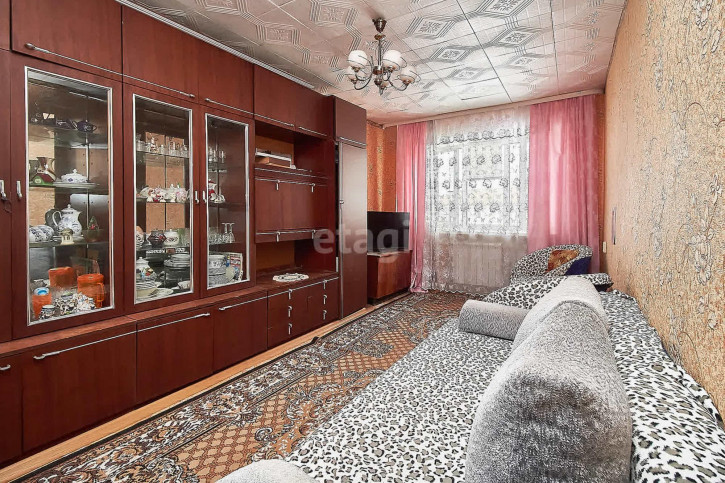 3-комн квартира Урожайная, 2