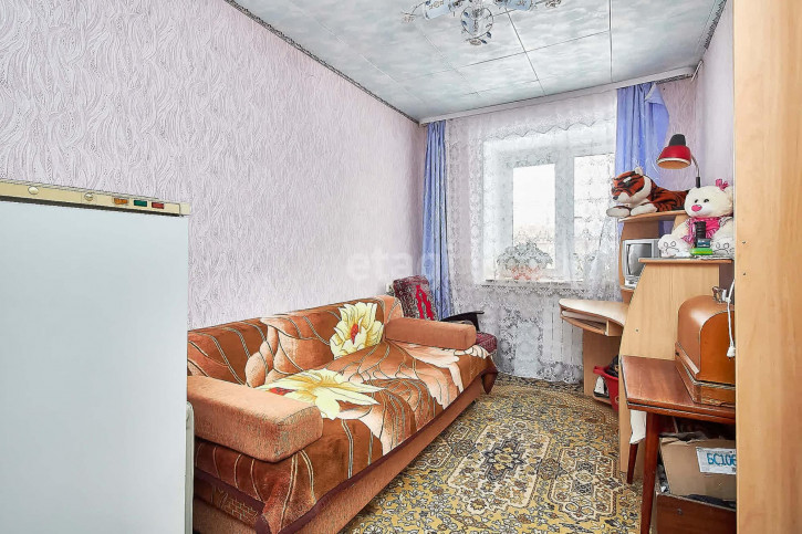3-комн квартира Урожайная, 2