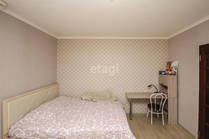 2-комн квартира Пражская (Строителей), 51/1