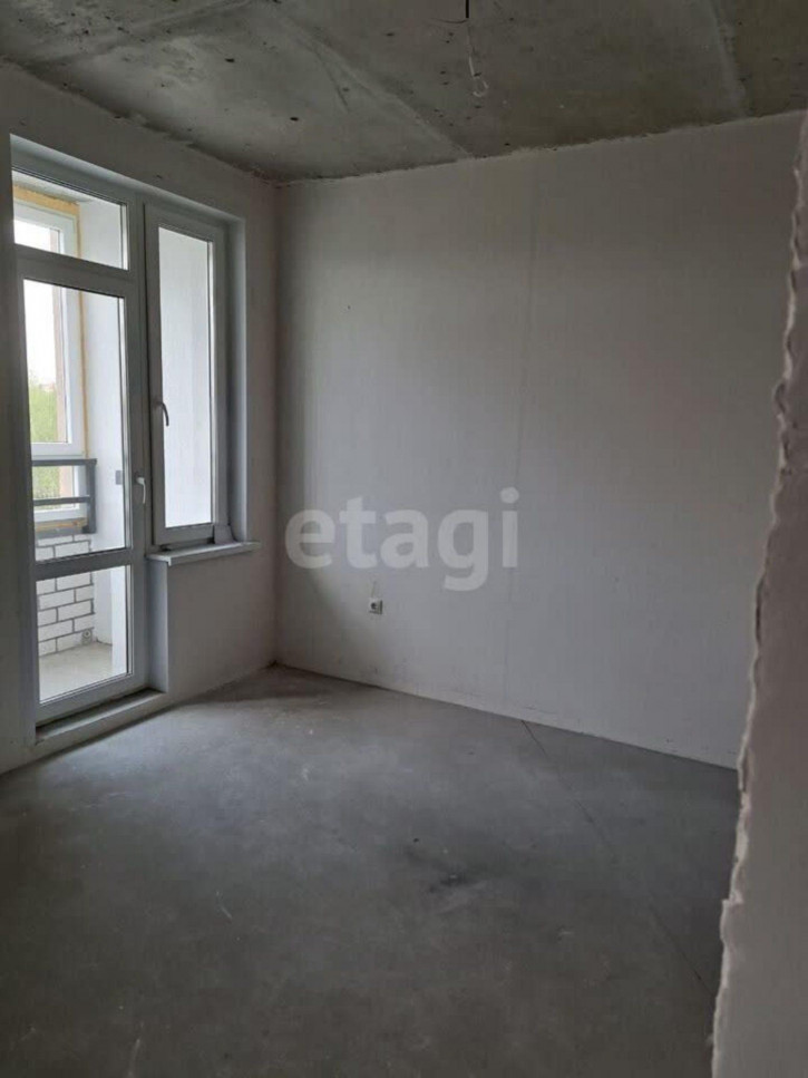 1-комн квартира Сергея Джанбровского, 9