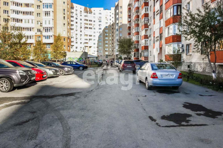 2-комн квартира Попова, 7а