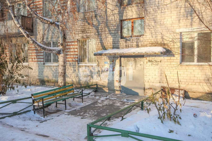 3-комн квартира 70 лет Октября, 14а