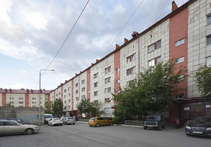 3-комн квартира Московский тракт, 137
