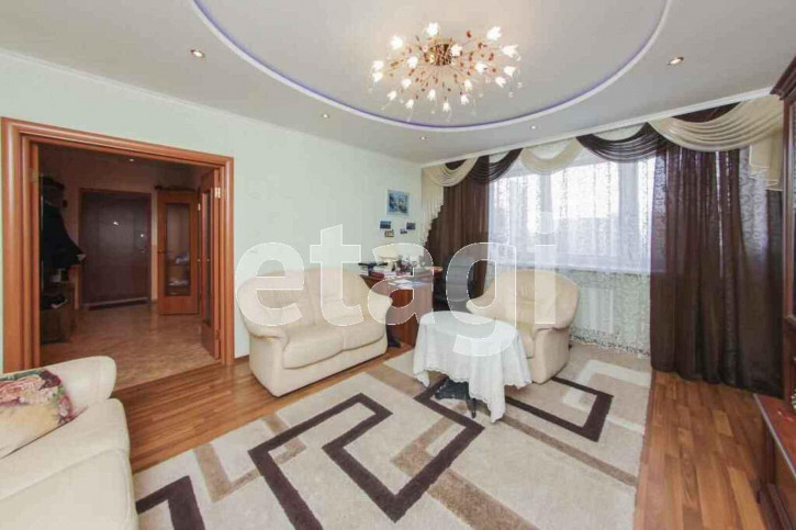 2-комн квартира Мельникайте, 55