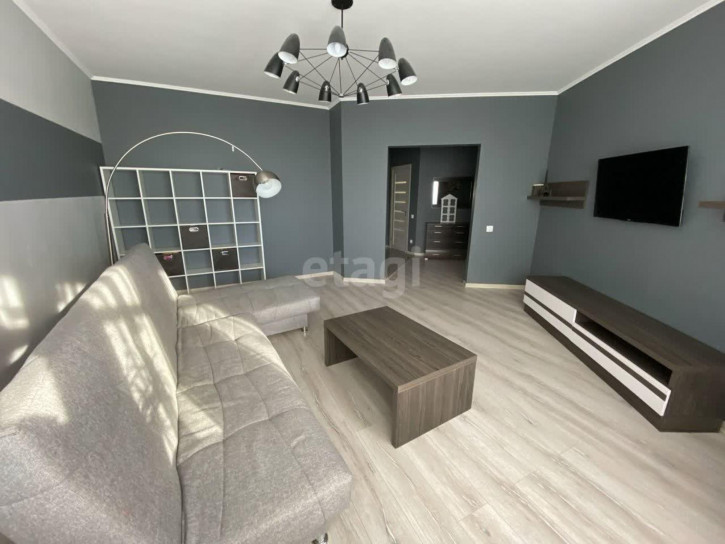2-комн квартира Дружбы, 73