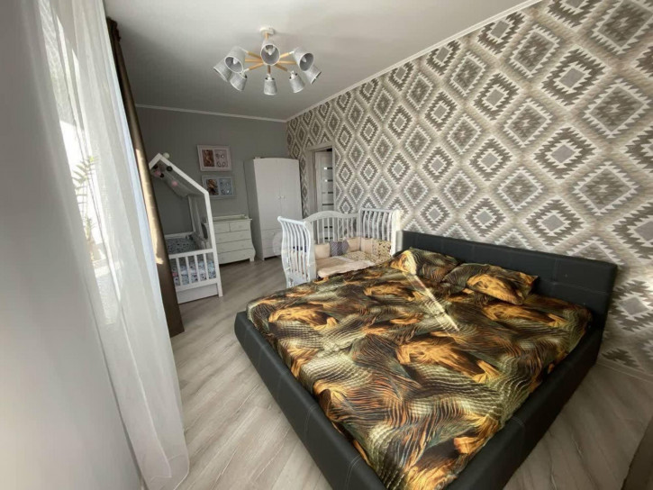 2-комн квартира Дружбы, 73