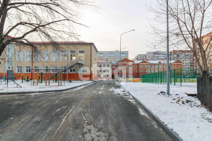 3-комн квартира Декабристов, 154