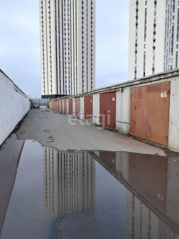 Гараж/парковка Новгородская 27