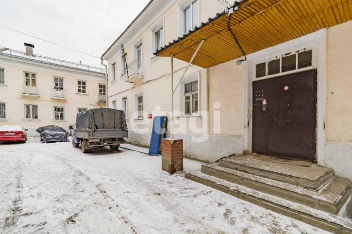Комната Лодыгина, 15