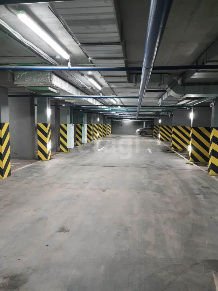 Гараж/парковка Азина 22/2