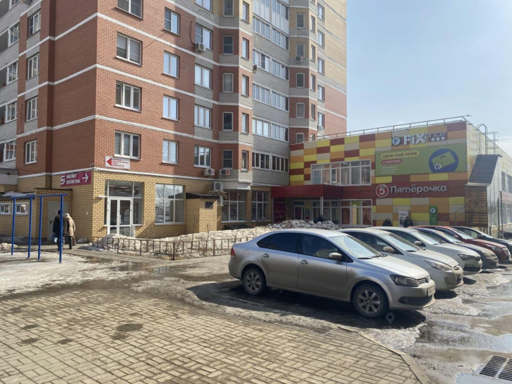 Торговое помещение улица Хренникова, 8,  д. 8