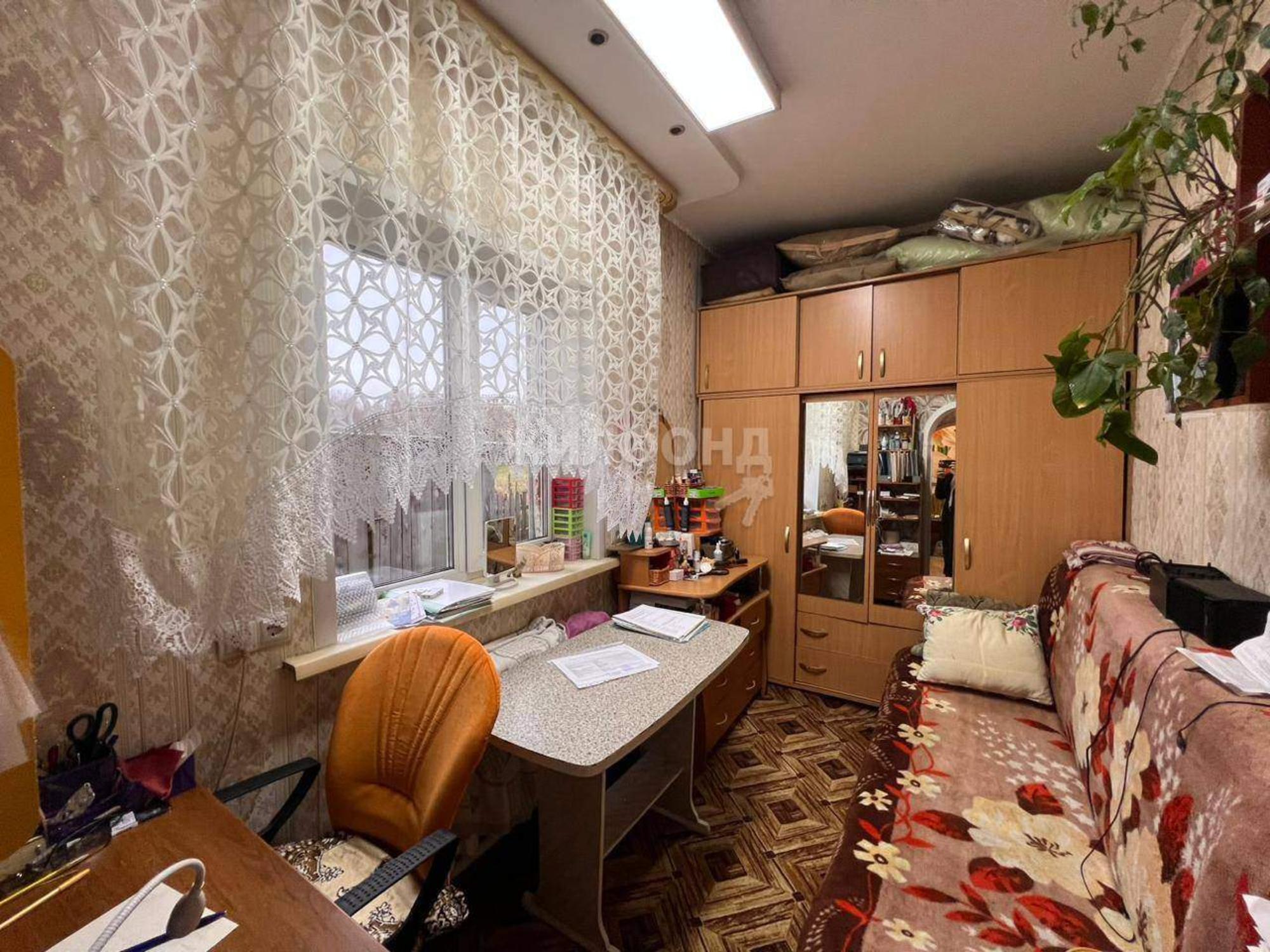 Купить дачу, дом, коттедж за 6 150 000 рублей на Коммунистическая улица