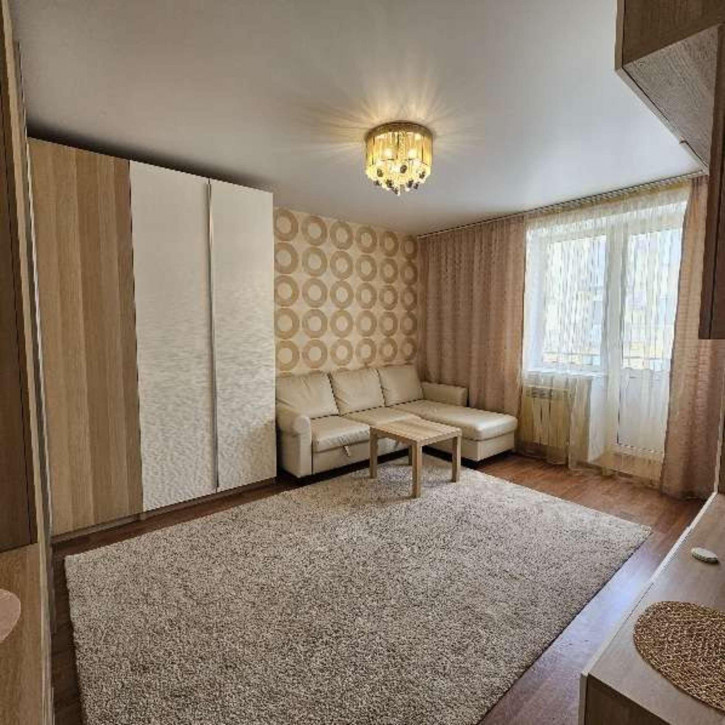 2-комн квартира Ивана Финютина бульвар, 20