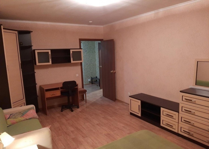 1-комн квартира Гастелло улица, 42