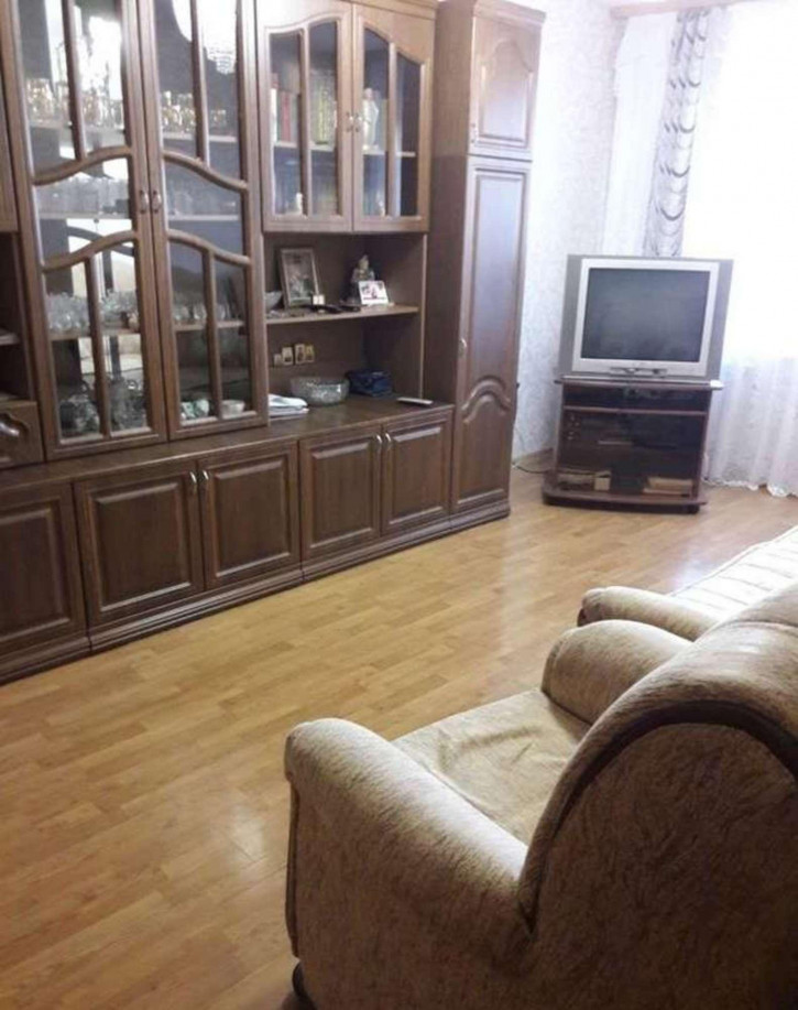 2-комн квартира Коммунистическая улица, 10