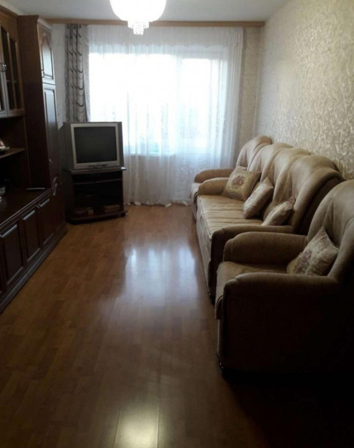 2-комн квартира Коммунистическая улица, 10
