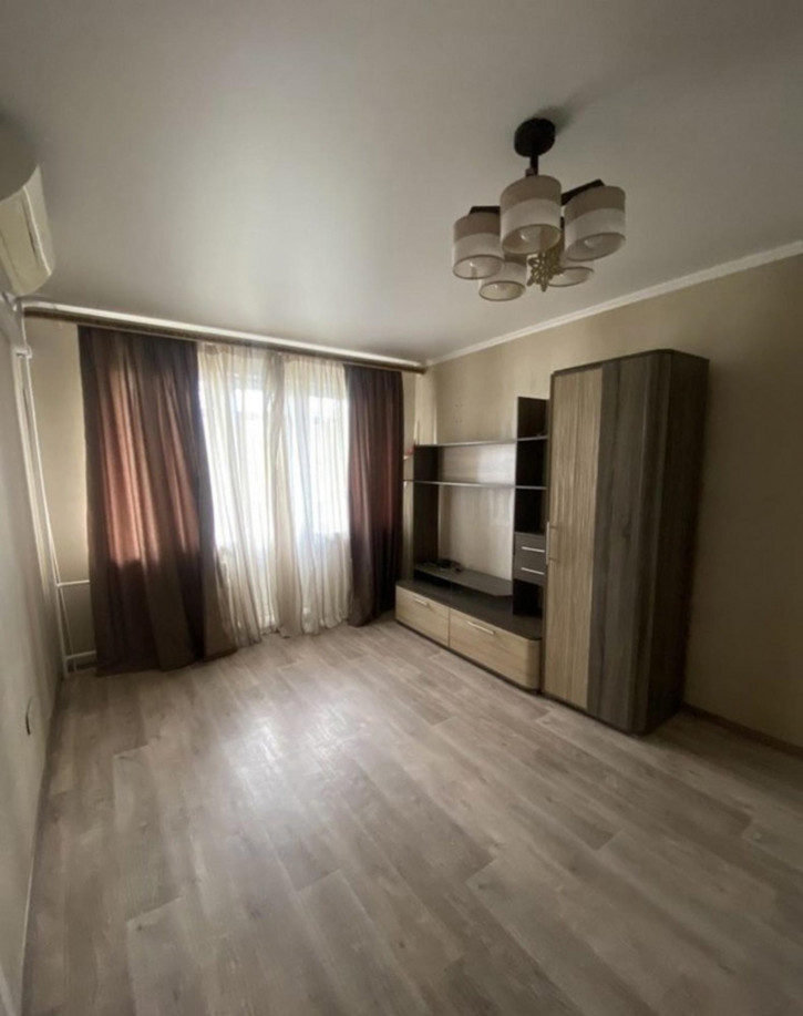 2-комн квартира Авроры улица, 110