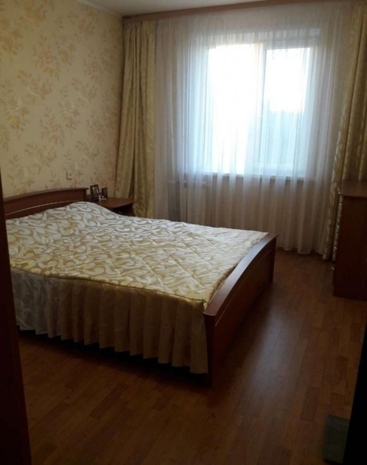 2-комн квартира Коммунистическая улица, 10