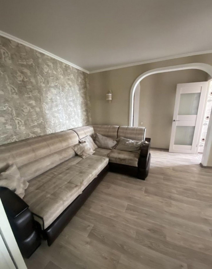 2-комн квартира Авроры улица, 110